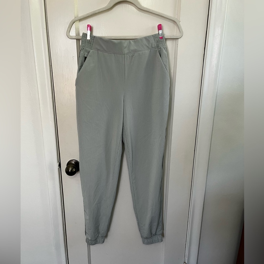 Athleta Brookline Textured Jogger